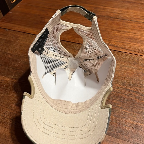 Notch adjustable camo ponytail women’s baseball cap - Picture 5 of 9